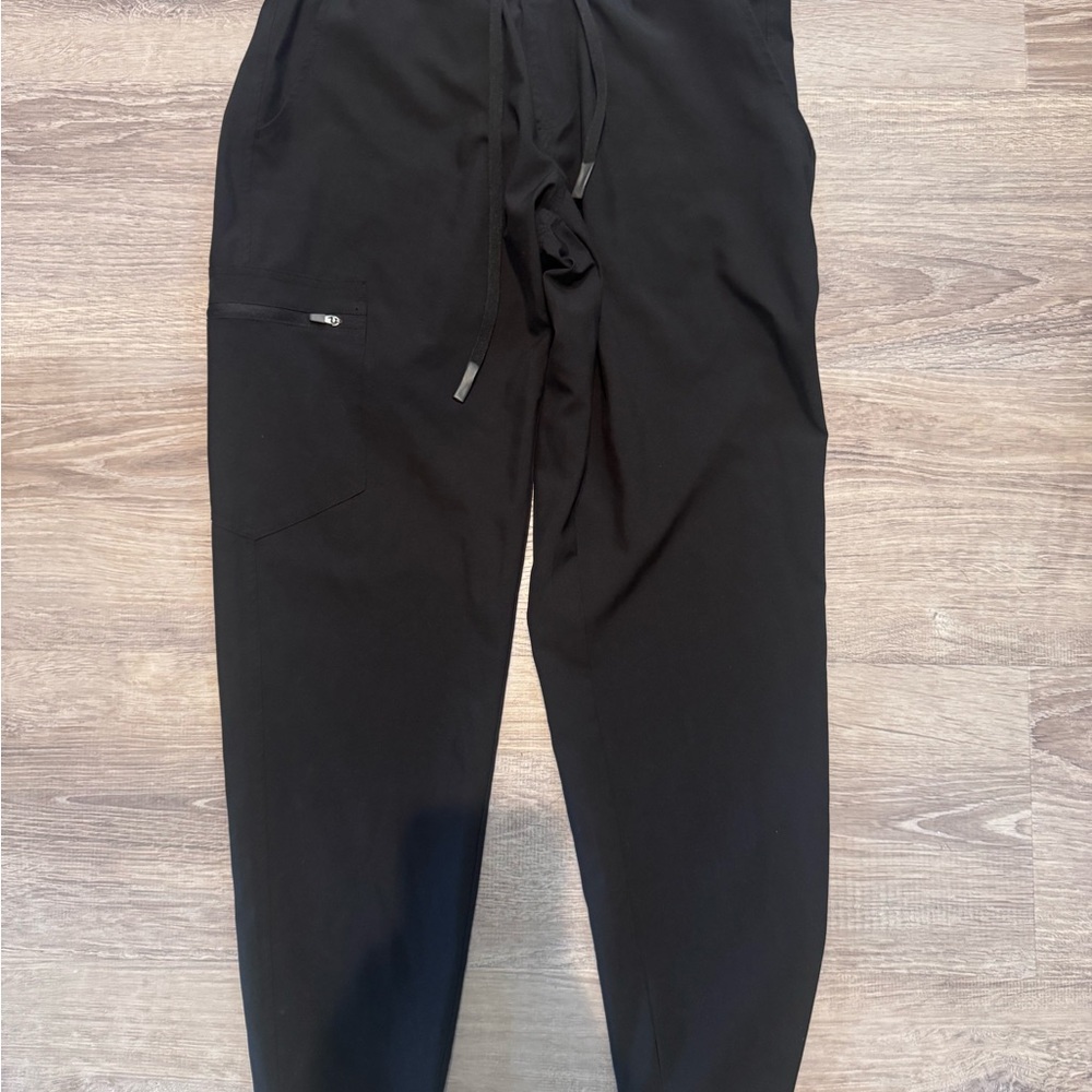 Black Jogger Scrubs